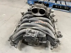 329-01962 05-07 Ford F350 Super Duty 6.8l V10 3v Used Intake Manifold W Throttle Body Assm