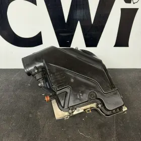 13717577449 Bmw 13.71 7577449 07-14 E70 X5 X6 Engine Motor Right Air Intake Muffler Cleaner Box Oem