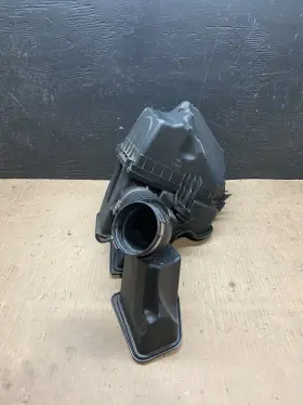 Ad760439901e Bmw 2011 2013 528i F10 5-series N52n Air Cleaner Box Intake With Maf Oem J0688