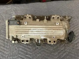 10108476 Chevrolet Intake Manifold Fits 1992-1993 Corvette Lt1