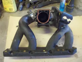 329-01713 Chevrolet Intake Manifold 2.2l Vin 4 Fits 01-02 Cavalier 159004