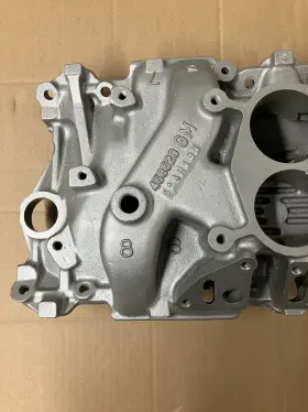 458520 Chevrolet Factory Gm Aluminum Intake Chevy 1978-1985 Camaro Corvette 350 305 Nice #2