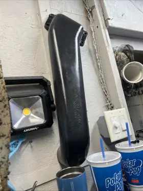 3018686 Cummins 3043984 Tube Air Intake Connection Crossover For Nta855 200488