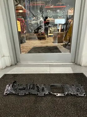 3967069 Cummins Oem Isl Isc Diesel Engine Intake Cover Manifold