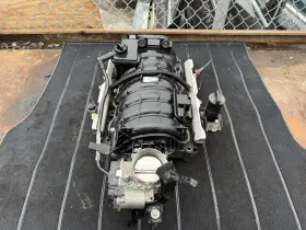08351418c Dodge 2015 Ram 1500 5.7l Intake Manifold W Fuel Rail And Throttle Body Oem #2