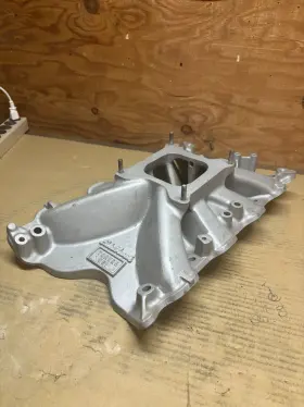 2760 Edelbrock Ford 351c 4v Torker 351 Intake Manifold Mustang Cougar