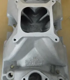 2995 Edelbrock Sb Chevy Victor 18 High Port Intake Single Plane 4150 Flange #3