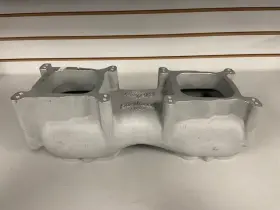 Tr-2x Edelbrock 7037 Tunnel Ram Top 2 -std Flange Carbs Forward Mounting Tr-2x Edelbrock 7037 Tunnel Ram Top 2 -std Flange Carbs Forward Mounting