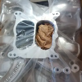 71111 Edelbrock Intake Manafold
