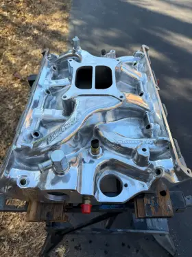 Edl2105 Edelbrock 2105 Performer 390 Aluminum Intake Manifold Fe 332/352/360/390/427/428 Edl2105 Edelbrock 2105 Performer 390 Aluminum Intake Manifold Fe 332/352/360/390/427/428