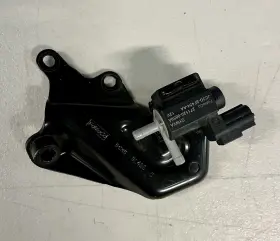 Bc3z-9l456-d Fomoco Bc3q-9l456-d Control Valve Bracket