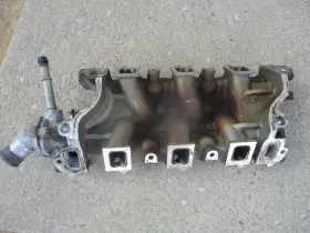 4f1z9424bb Ford 04-07 Taurus 3.0 Ohv Lower Intake Manifold #3