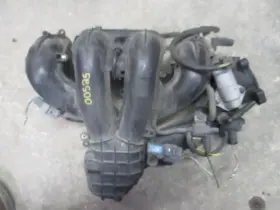 4s4z-9424-bk Ford 06-07 Focus 2.0l Intake Manifold