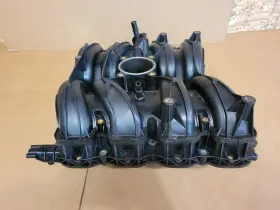 9l3e-9424-gc Ford 2009-2014 F150 F250 Expedition Navigator 5.4 V8 Intake Manifold Oem #2