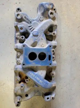 D8ae-9425-ba Ford Intake From Early 80s F150 Pickup For 289 302 5.0