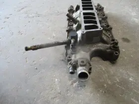E7tz9424b Ford 94 F150 5.0l Lower Intake Manifold 85-95 #2