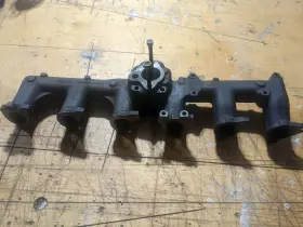 E7tz9424d Ford Used Oem 4.9l Intake Manifold 300 F100 F150 F250 F350 Pickup Bronco Carbureted