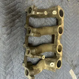 F57e-9424-af Ford 1995-1997 Ranger 2.3l Lower Intake Manifold Oem #2