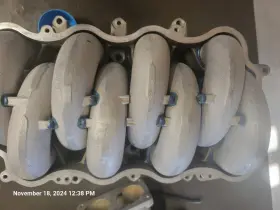 F6ze-9424-ma Ford 1996-98 4.6l Mustang Cobra Intake #2