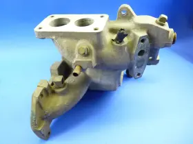 Rf-e0ze-9425-a Ford Draw Through Carbureted 2.3 Turbo 4 Cylinder Intake Manifold #2