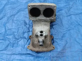 Rf-e7te-9425-bb Ford Upper Intake Manifold From F-250 With 460 Engine