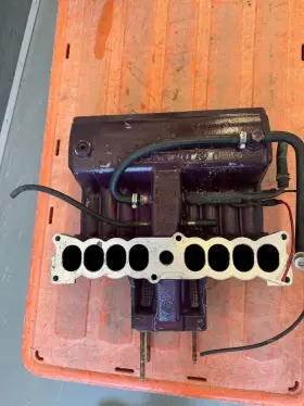 Rf-e8ze-9425-e4a Ford 86 87-93 Mustang 5.0 Ho Efi 302 Sbf Upper Intake Manifold #2