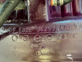 Rf-e8ze-9425-e4a Ford 86 87-93 Mustang 5.0 Ho Efi 302 Sbf Upper Intake Manifold #3