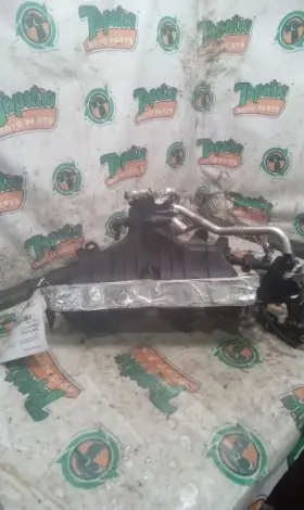 329.fd8u22 Ford Truck Maverick 2022 Intake Manifold 3354349