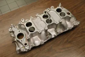 3894382 General Motors 1967 Corvette Original 427/400hp L-68 Tri-power 3x2 Intake Manifold Gm #