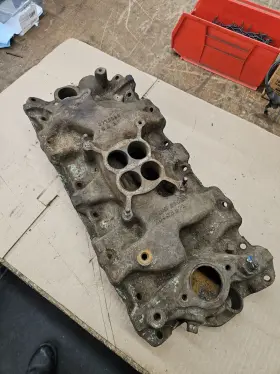 4gc-4jet Gm 3770083 Chevrolet 348 409 Cast Iron Intake For Rochester Carburetor