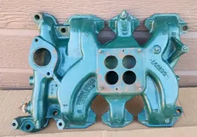 561597 Gm Oldsmobile 4bbl Engine Intake Manifold #