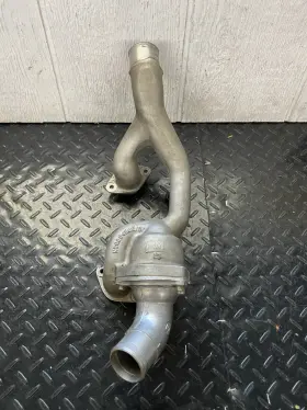 1998-03jaguar Jaguar Ncc2241ae Oem Xjr Xkr Supercharged Thermostat Coolant Pipe Housing