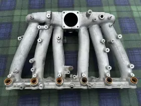 1031412101 Mercedes-benz W126 C126 3.0l Six Intake Manifold