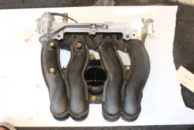 A1110780391 Mercedes-benz 1998-00 Slk230 Air Intake Manifold With Fuel Rail R3284