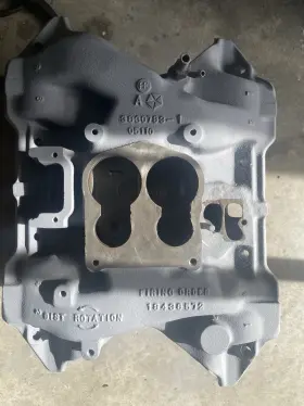 3880783-1 Mopar 440 4bbl Cast Iron Intake