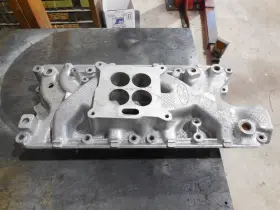 Rf-e3ze-9425-fo Mustang Ford Gt 5.0 83-85 Aluminum Intake 4 Barrel Factory