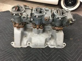 3657 Offenhauser Buick Nailhead Tri Power Intake And Carburetors