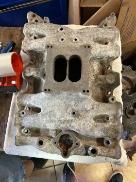 0-5500rpm Offenhauser 5768 Olds 400-455 360 Intake Dual Plane 4150 Flange