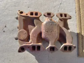 561596 Oldsmobile 1953 53 1954 88 98 303 4 Barrel Intake Manifold #3