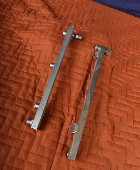 964.110.307.00 Porsche 911 964 Carrera 2 4 3.6 Fuel Rails Right And Left