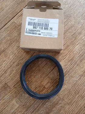 99711068570 Porsche Carrera 997 Turbo Intake Manifold Rubber Sleeve