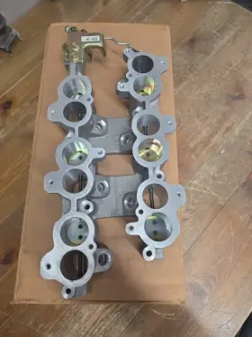 F5de-9k461-bb Spark Used - Excellent- Lower Intake Manifold Ford 2.5l Dohc V6 Svt