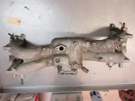 329-59645 Subaru Intake Manifold From 2002 Impreza 2.5