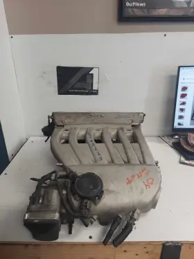 22133201r Volkswagen Trucks 2004-2007 Vw Touareg 3.2l Intake Manifold W Throttle Body Oem #3