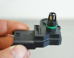 2003-2006 Porsche Cayenne Manifold Map Pressure Sensor 0261230042. Fixed Price $51.30.